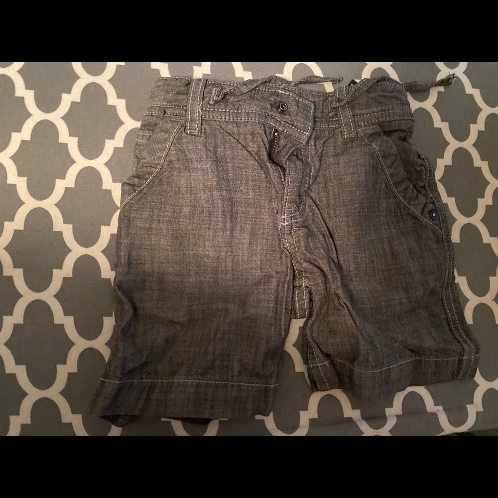 🚨🚨🚨 FLASH SALE 🚨🚨🚨    Boy’s Gap Shorts